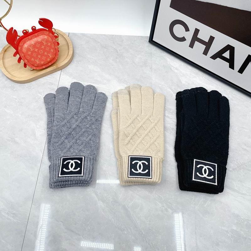 CHanel Gloves dx17